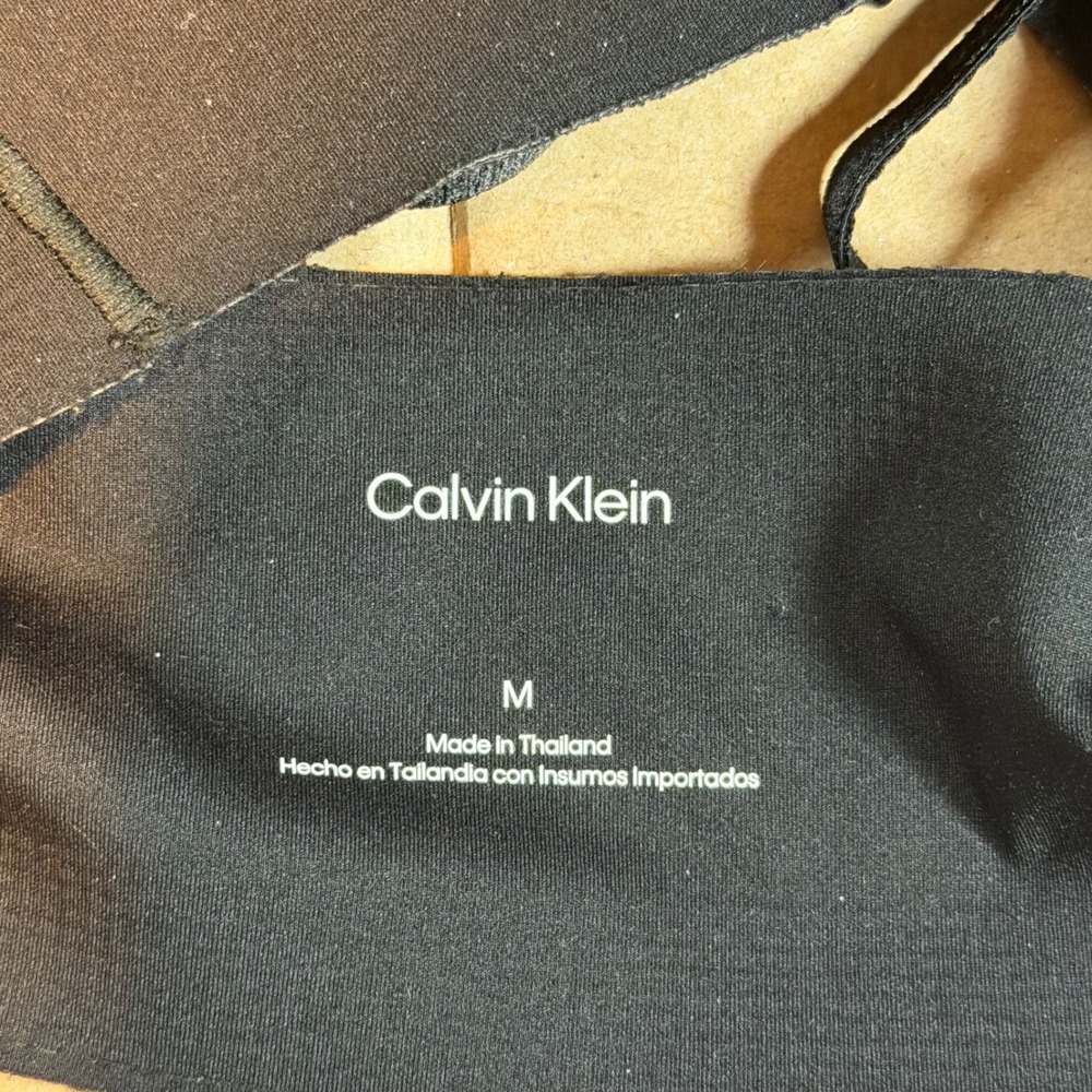 Calvin Klein Invisibles Wireless Lightly Lined Bra Black 34C F3837 001 001 - Picture 6 of 7